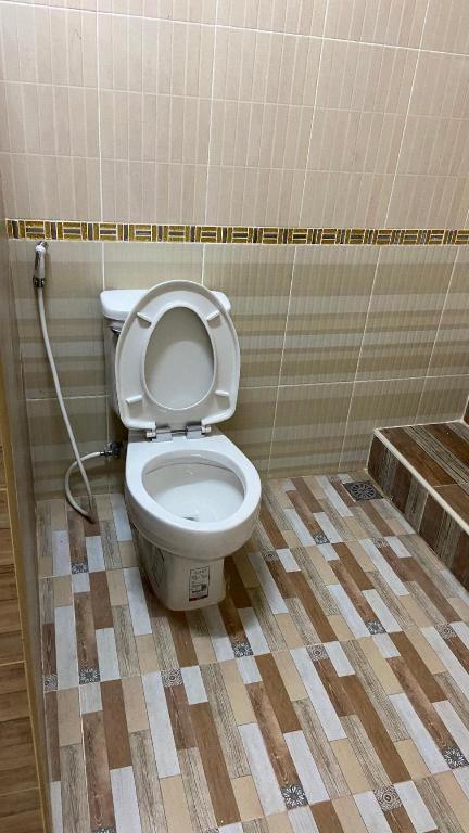 Prakaithong Hotel Amphoe Sawang Daen Din Екстериор снимка