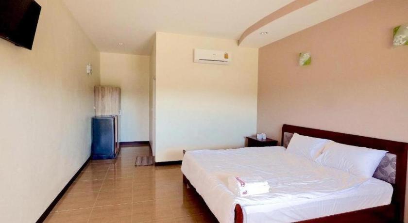 Prakaithong Hotel Amphoe Sawang Daen Din Екстериор снимка