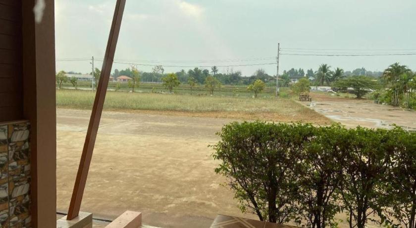 Prakaithong Hotel Amphoe Sawang Daen Din Екстериор снимка